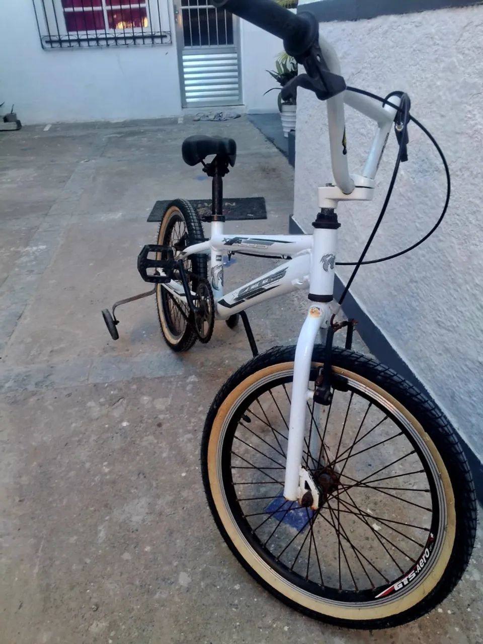 Bicicleta semi nova  - Foto 3