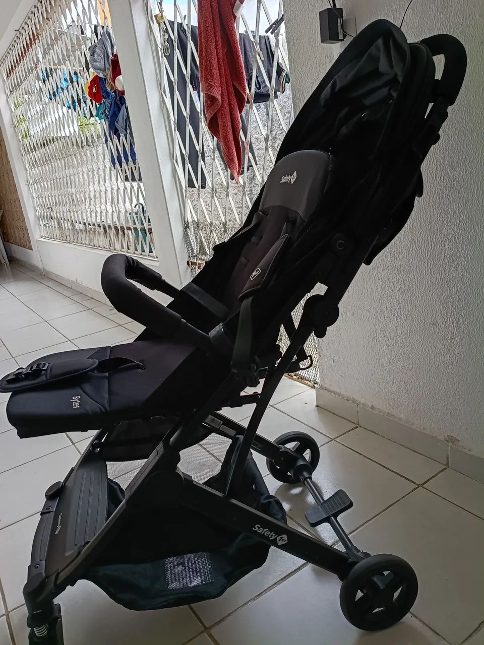 Carrinho de bebê Safety 1st - Foto 4