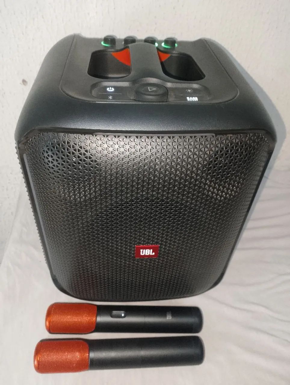 Caixa JBL ENCORE 2,com 2 microfones 1300! - Foto 3