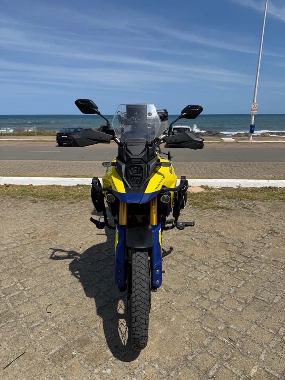 V Strom 800 