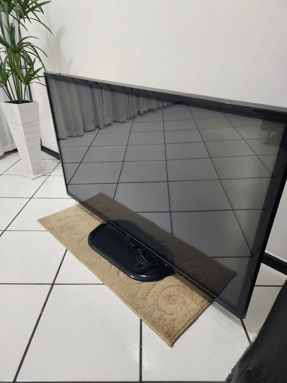 TV LG 49 polegadas (com defeito) - Foto 4