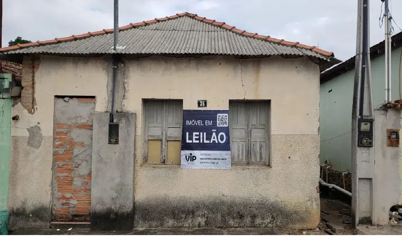 Casa com terreno de 210,00 m² e construção de 57,90 m²