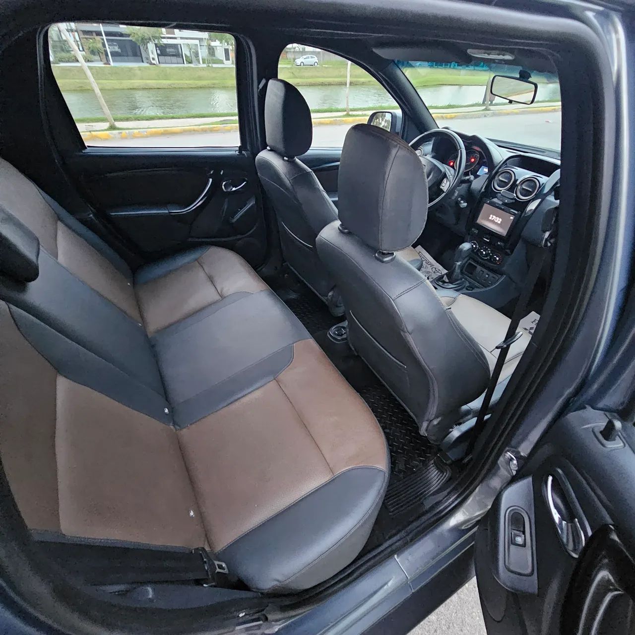 Renault Duster Dynamique 2.0 Hi-flex 16V Aut. 2019 - Foto 4