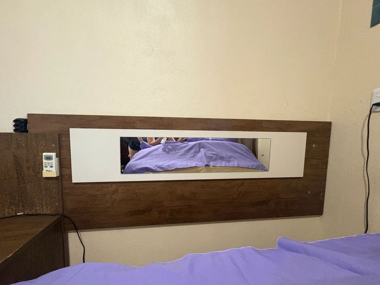 Cabeceira de cama com espelho + 2 criados-mudos - Foto 2
