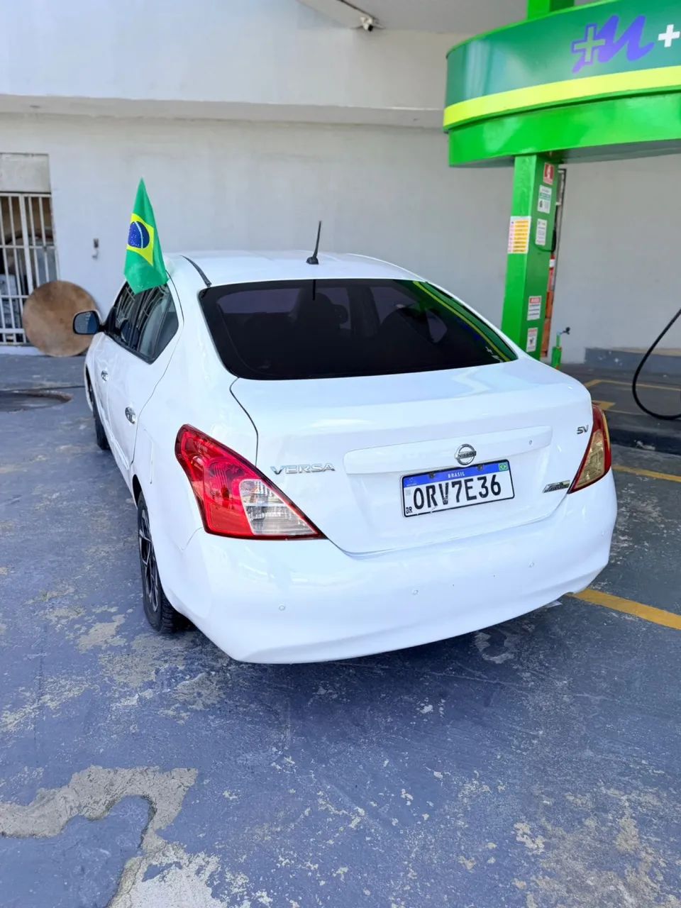 Nissan versa 2014 com GNV - Foto 2