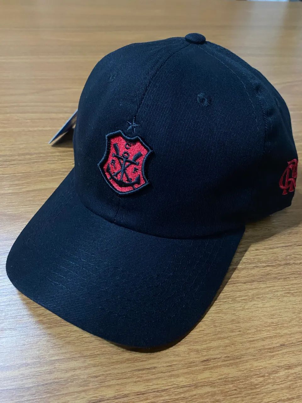 Boné Flamengo- Escudo Vermelho 