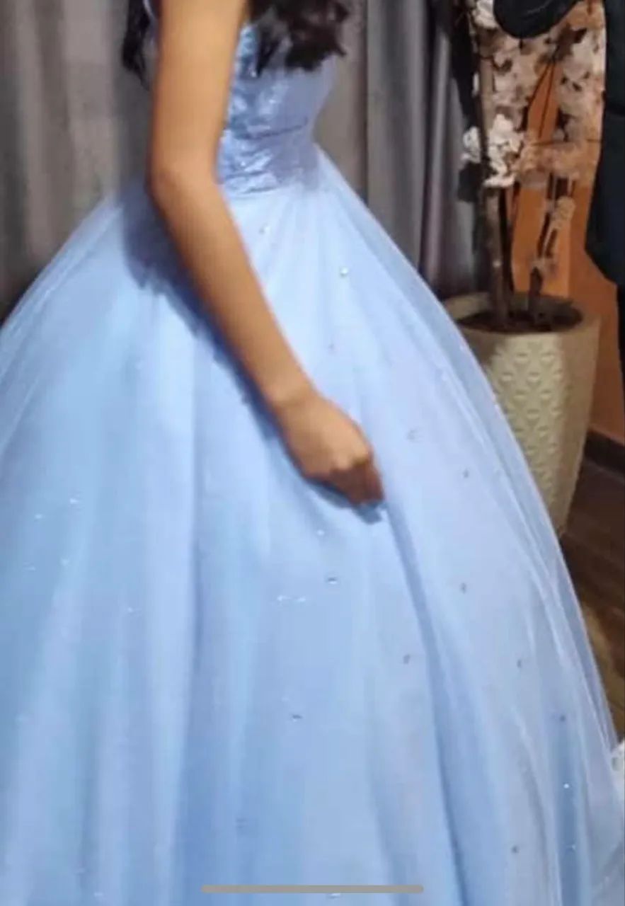 Vestido azul de debutante 15 anos - Foto 2