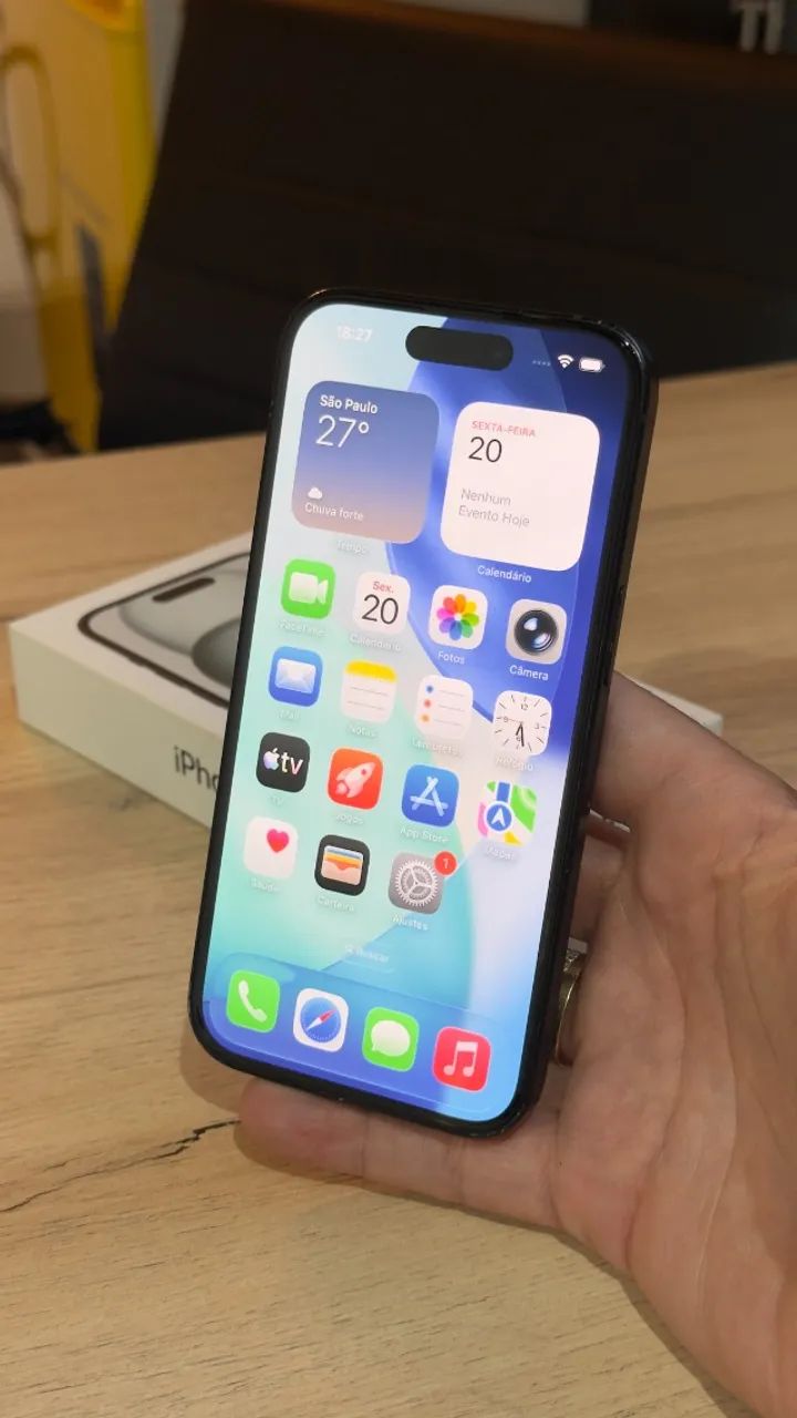 iPhone 15 256GB Black - Saúde da bateria 88%! Loja física! 90 dias de garantia! Até 18x 