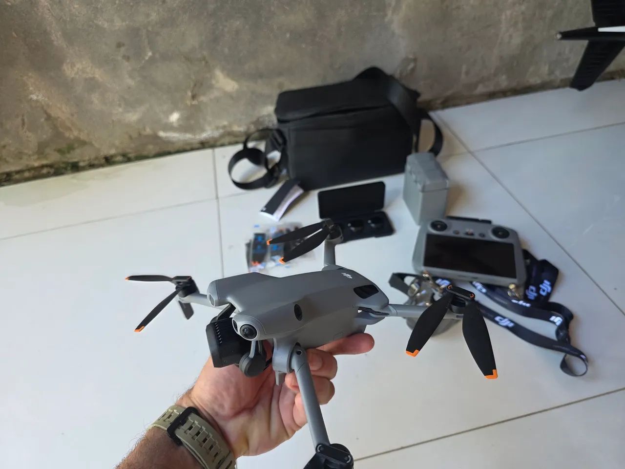 Dji mini 5 pro completo com apenas 5 meses de uso - Foto 4