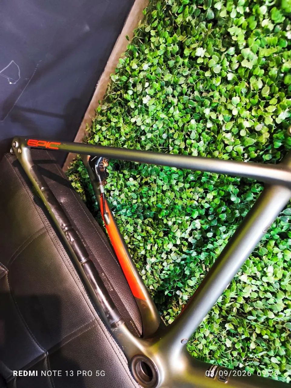 Quadro Specialized epic carbon tamanho 15 - Foto 5