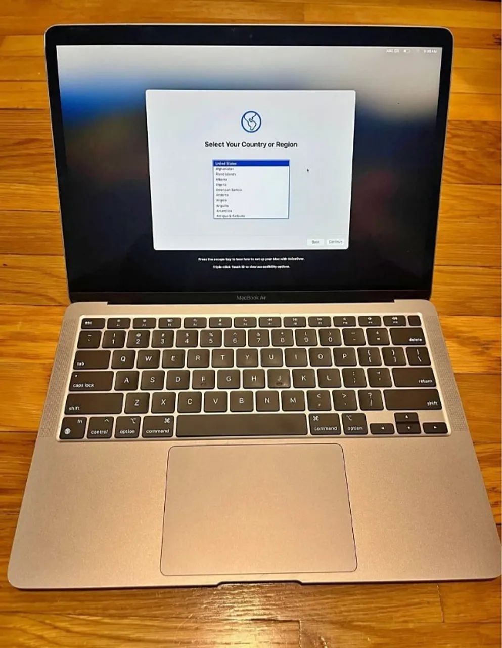 MacBook Air 本体のみ　シルバー　2020 i5 8GB 512GB MacBook Air 2020 Intel i5 8GB 512GB SSD - Excelente Estado