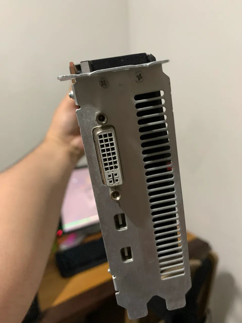 Placa de vídeo Apple para MAC Radeon HD 5770 - Foto 3