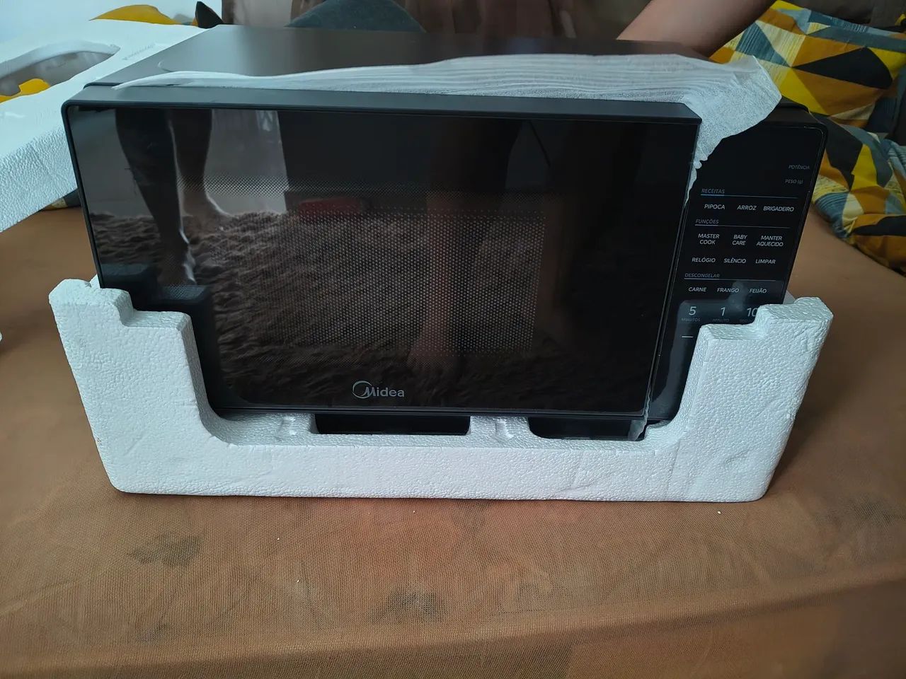MICRO-ONDAS MIDEA 20L ? NOVO NA CAIXA! - Foto 2