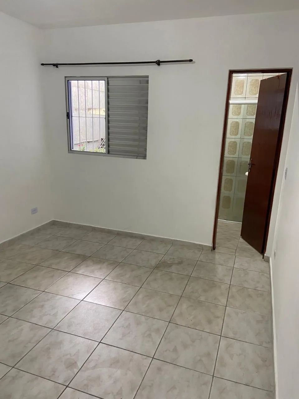 ALUGA CASA 3 CÔMODOS  - Foto 4