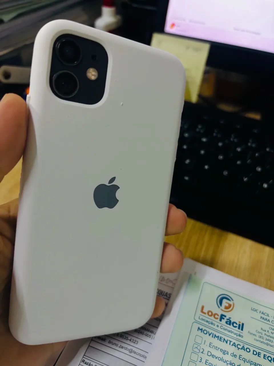 iPhone 11 - 128 GB - PRETO - Foto 2