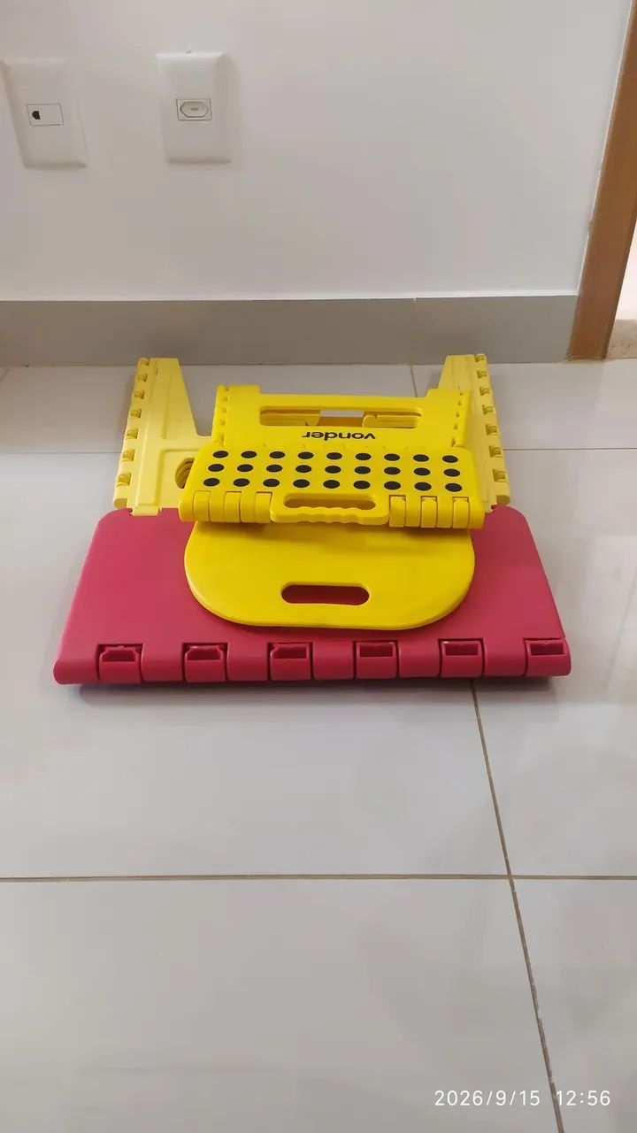 Conjunto cadeira e mesa infantil dobrável  - Foto 2