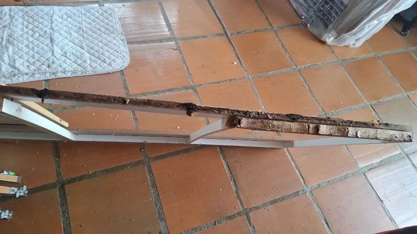 Vendo guarda roupa de casal com espelhos MDF - Foto 3