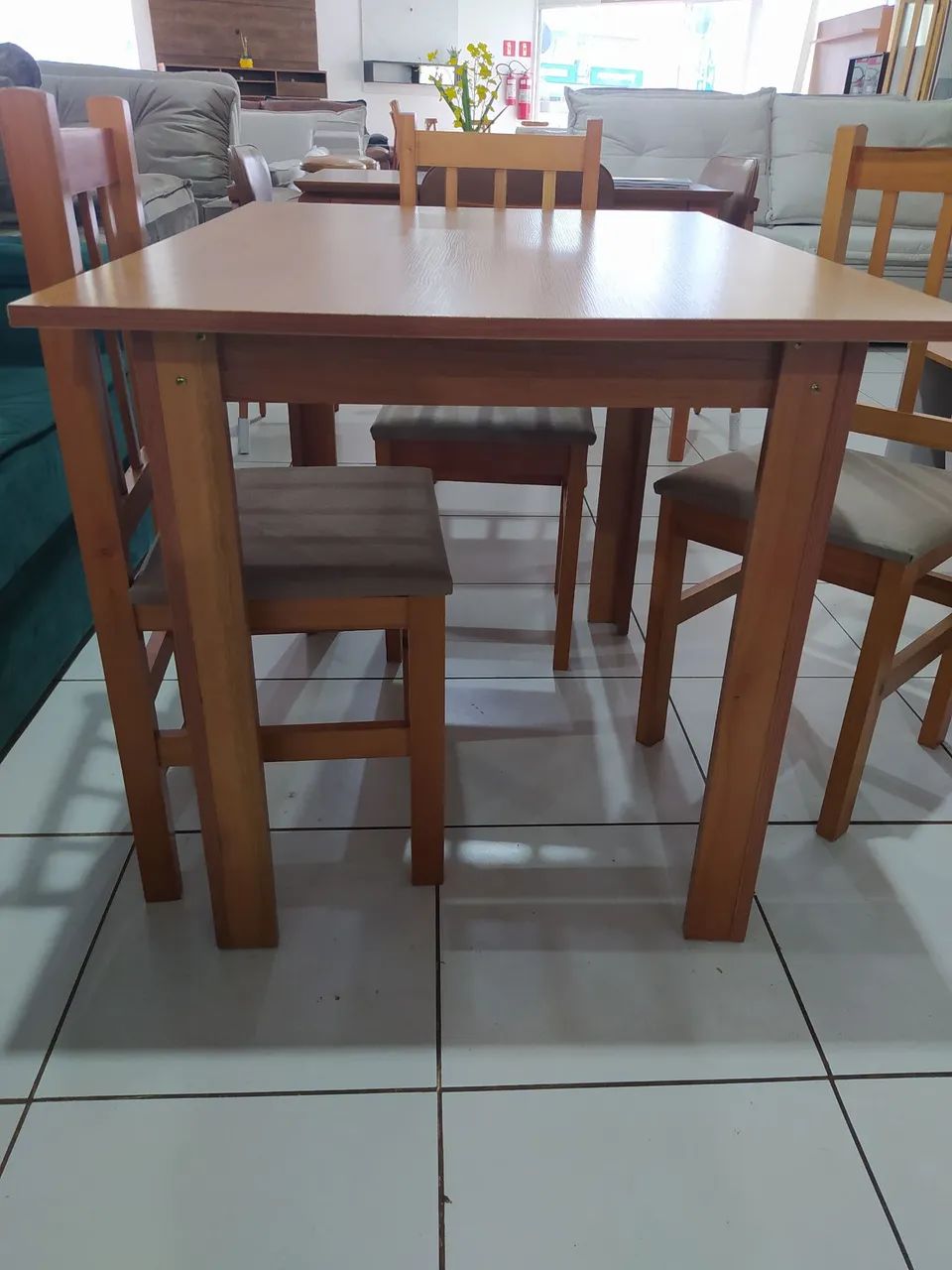 Mesa de jantar 4 cadeiras  - Foto 3