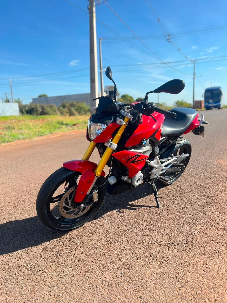 BMW G310 R