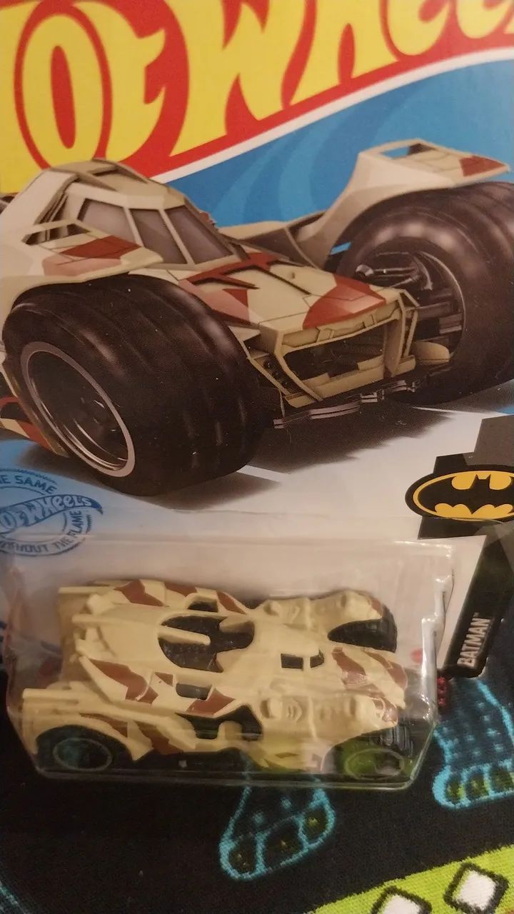 Carrinho hotweels Batman Arkham Knight - Foto 2