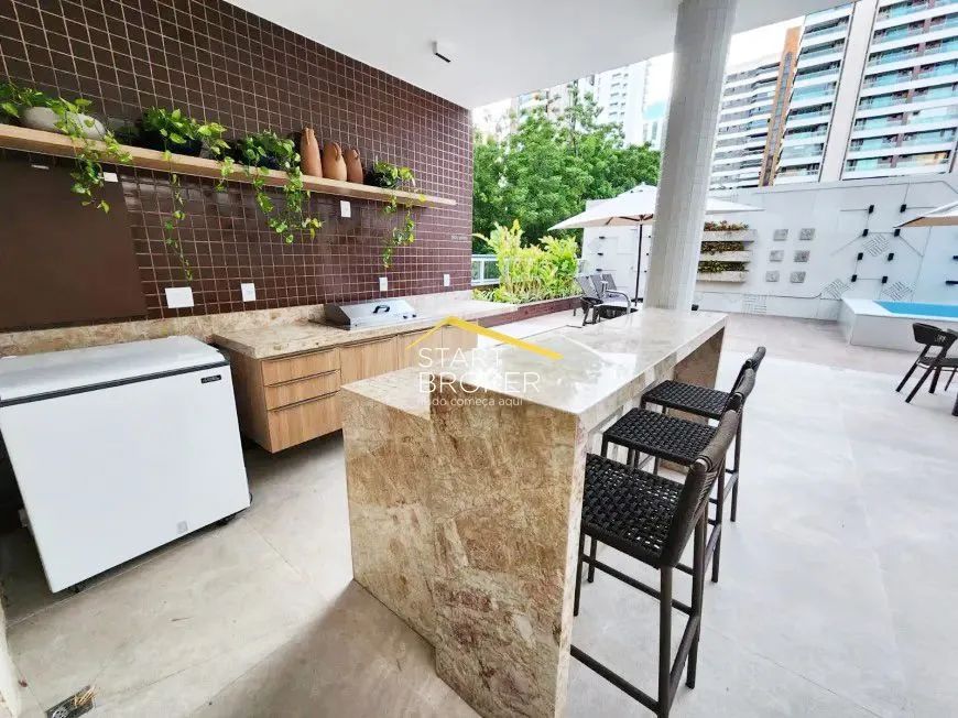 Apartamento com 3 Quartos e 4 banheiros à Venda, 209 m² - Foto 3
