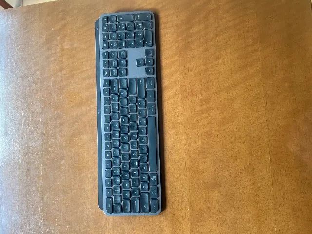 Teclado Logitech MX Keys