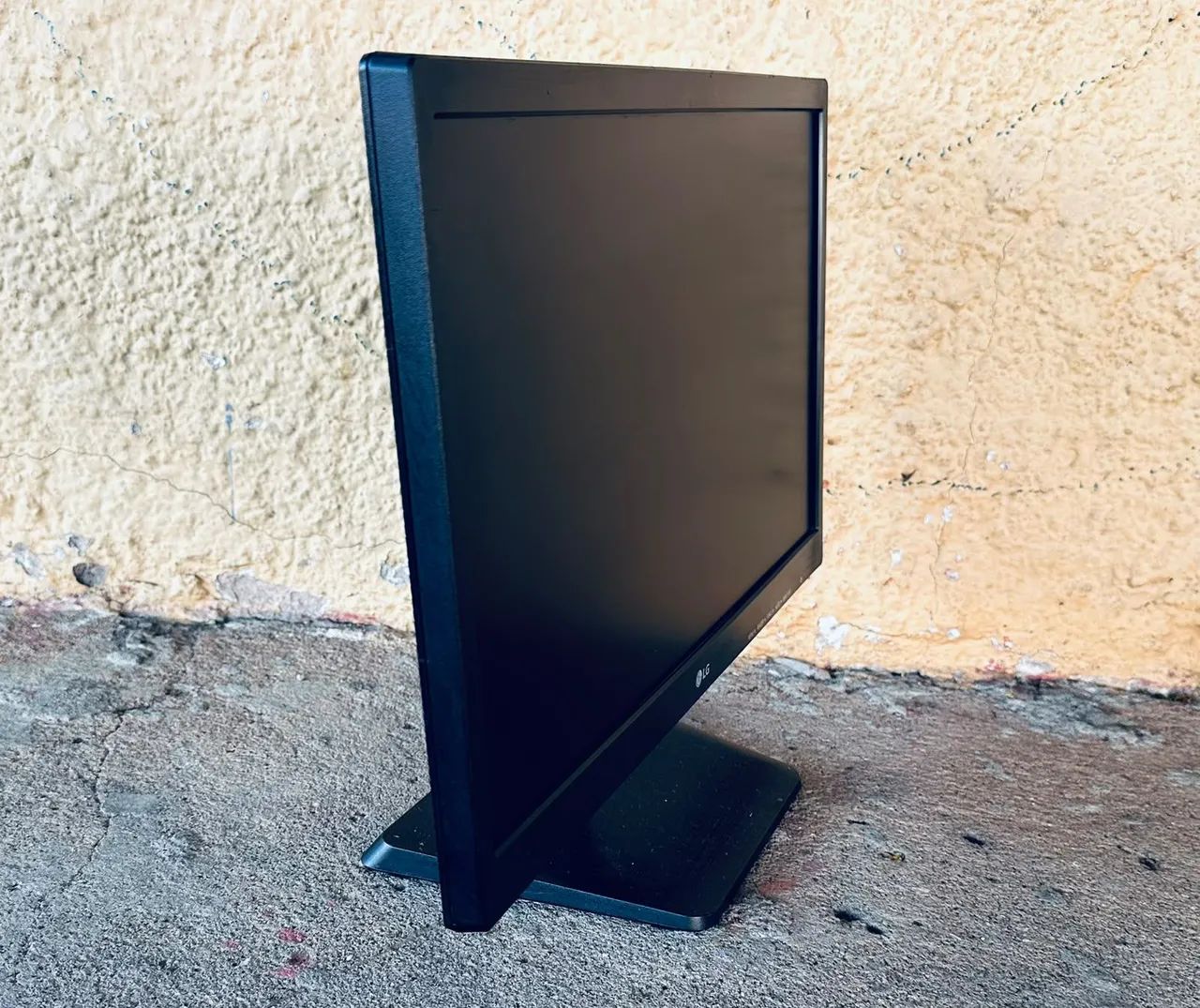Monitor LG 19 polegadas 