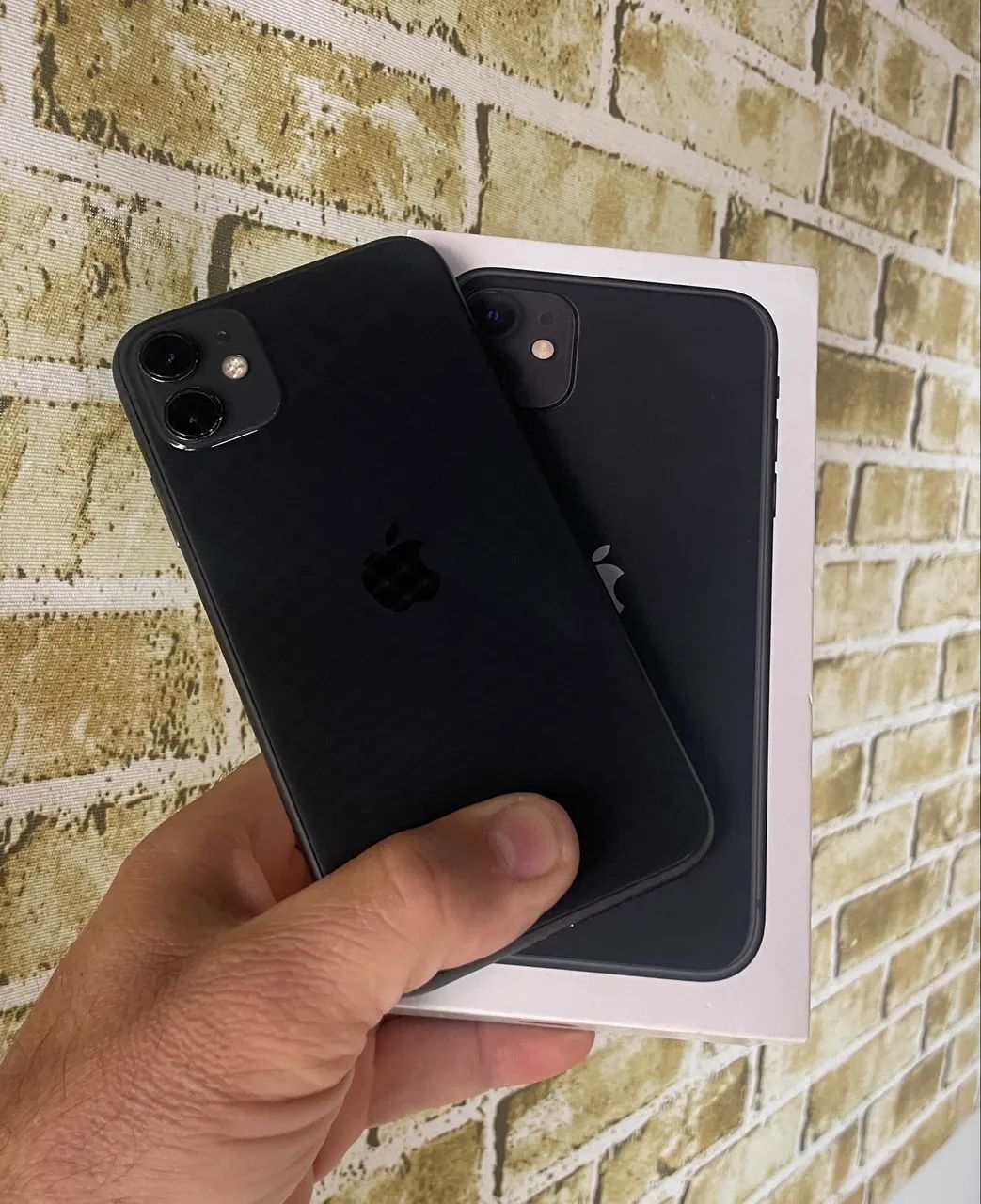 Celular iPhone 11 64g todo original 