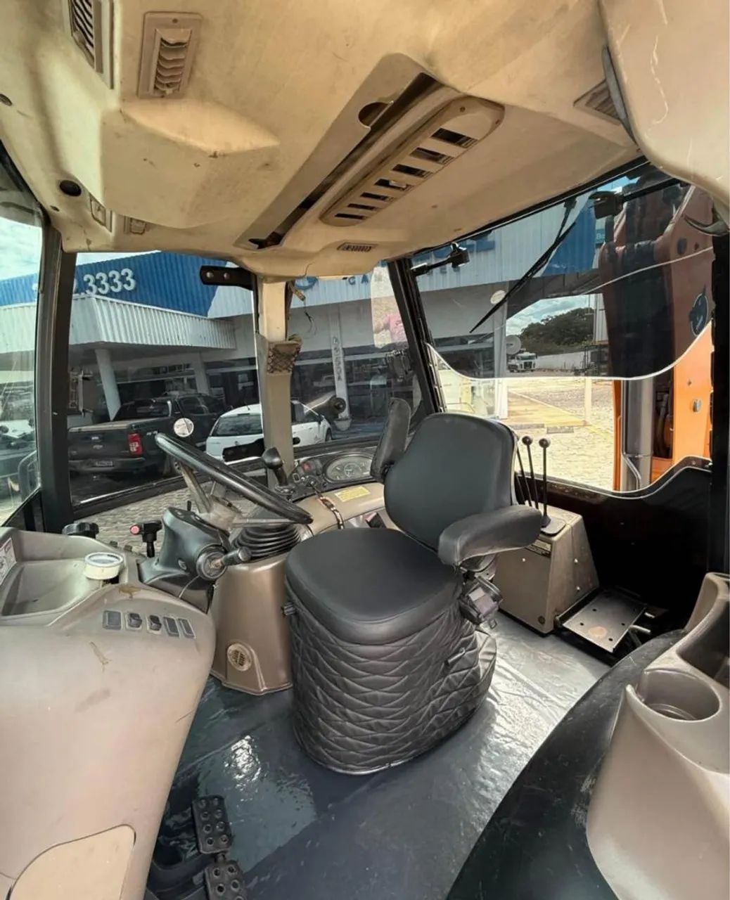 Retroescavadeira case 580n ano 2017 - Foto 4