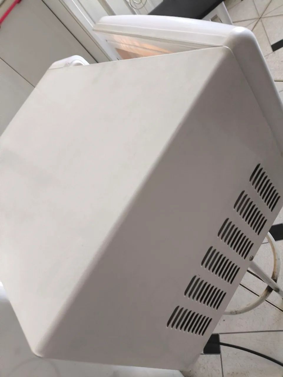 Microondas Electrolux 31l. 12v. - Foto 5