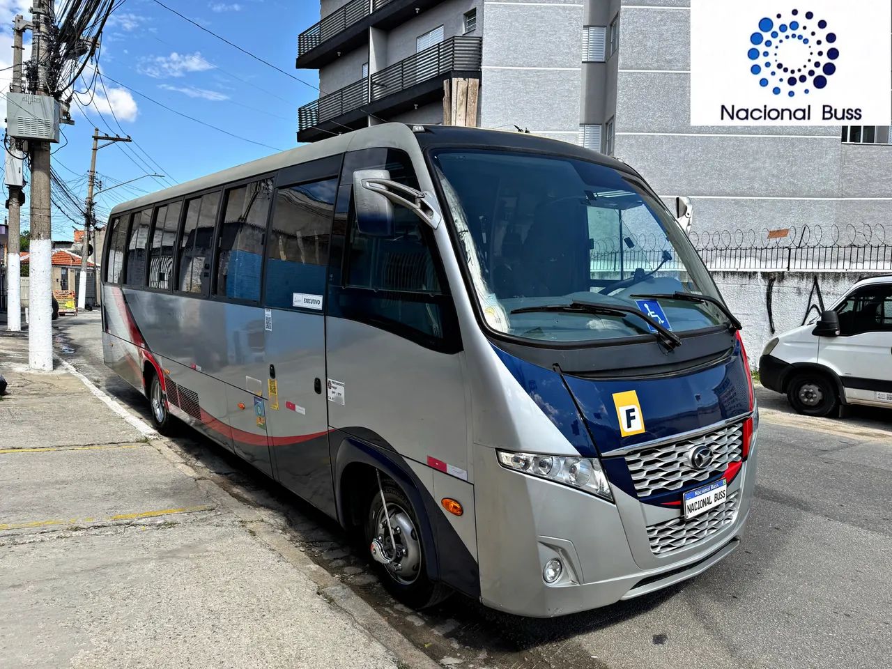 2013 - Volare Dw9 Com 30 Lugares