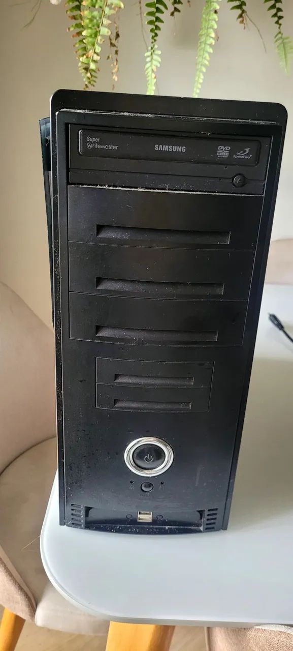 PC desktop antigo
