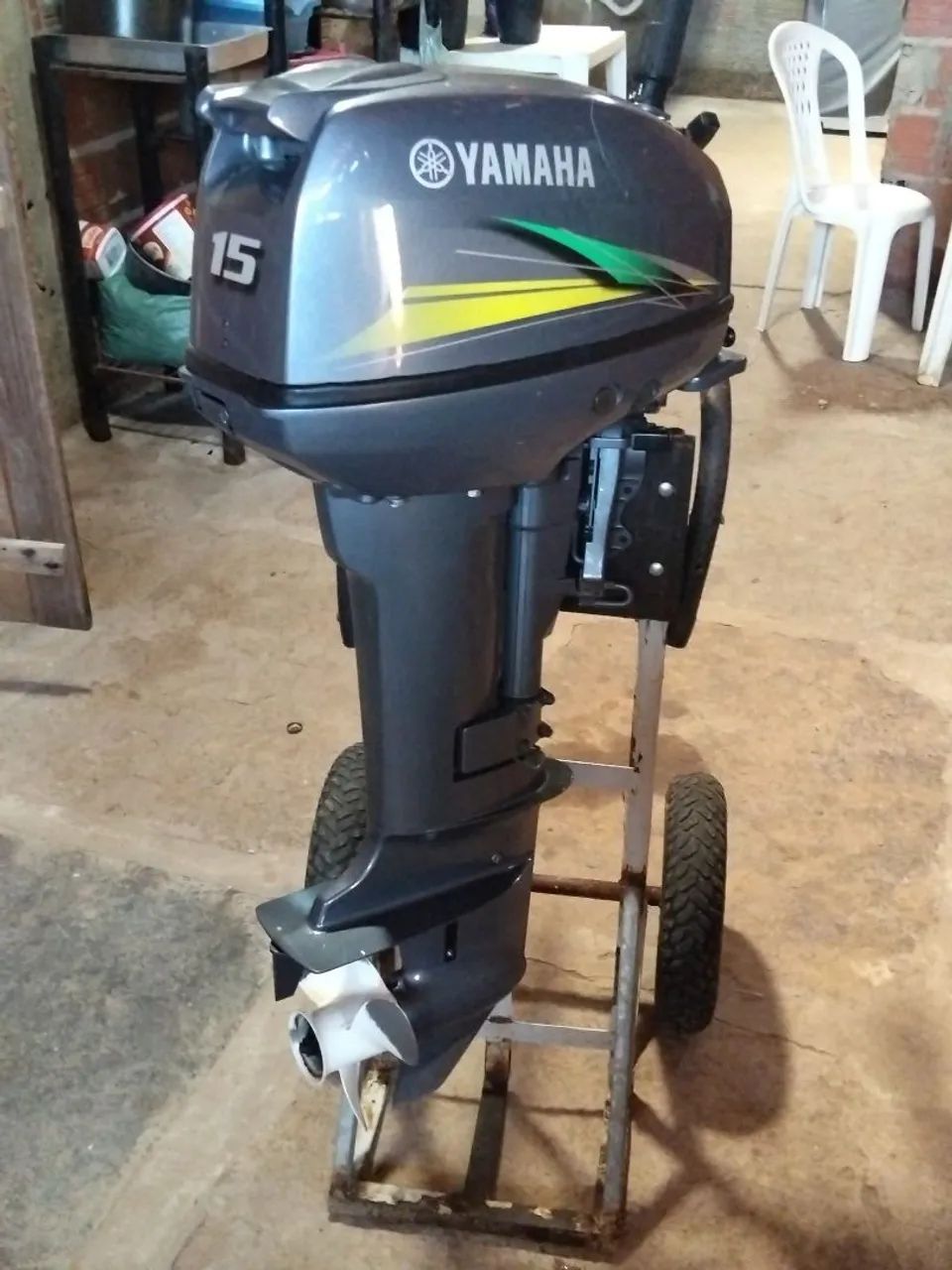 Vendo lancha ? completa moto 15 Hp novo na garantia  - Foto 6