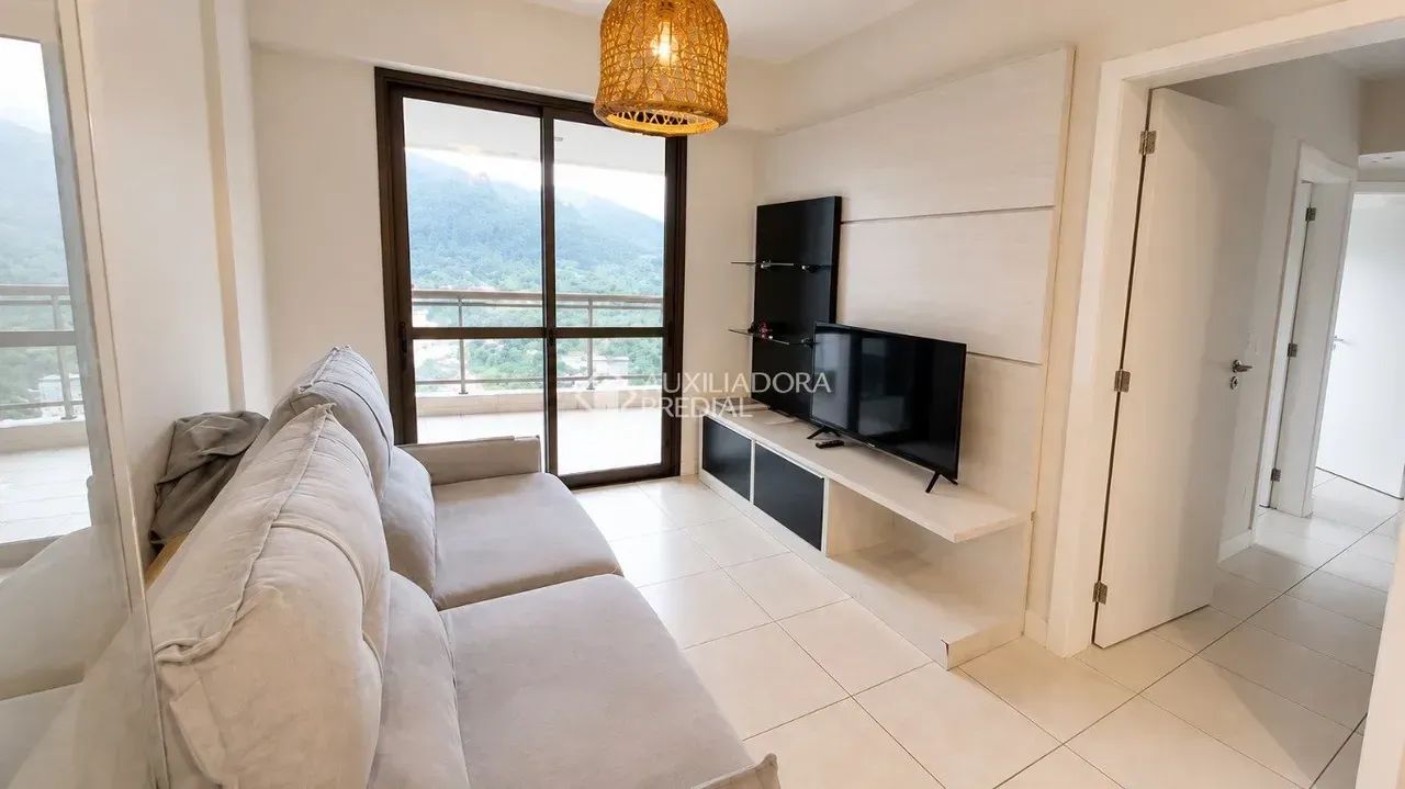 Imóvel para aluguel possui 82 metros quadrados com 3 quartos em Itacorubi - Florianópolis  - Foto 3