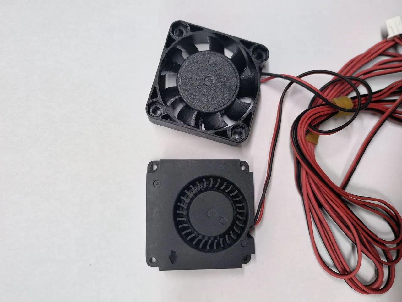 cooler brushless 40x40x10mm 24V DC para impressora 3D (Ender 3) com conector 2 pinos. - Foto 3