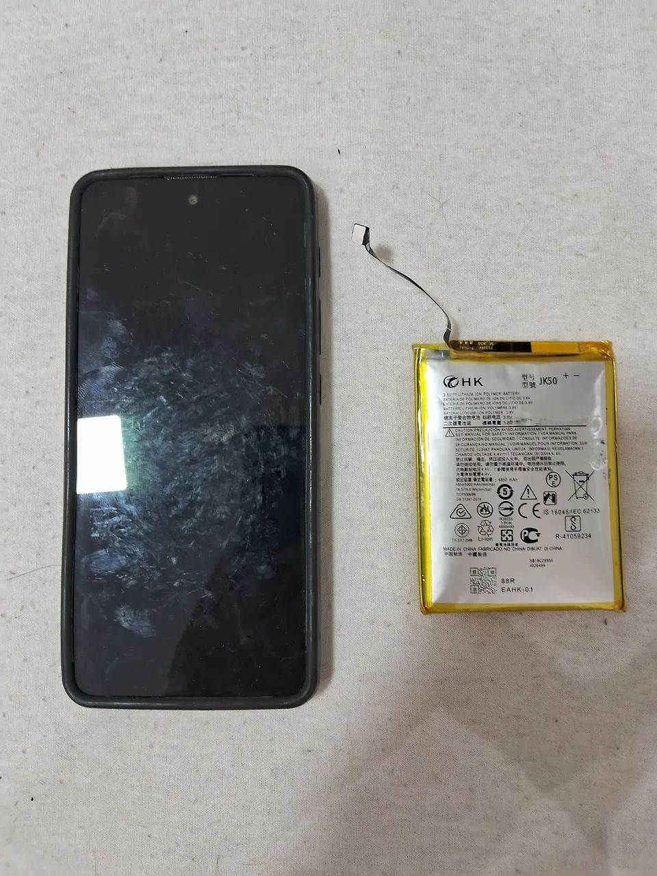 Smartphone Motorola E-40 com defeito  - Foto 2