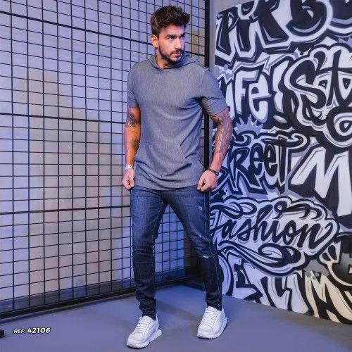 Calça jeans escuro masculina slim com puídos - Foto 2