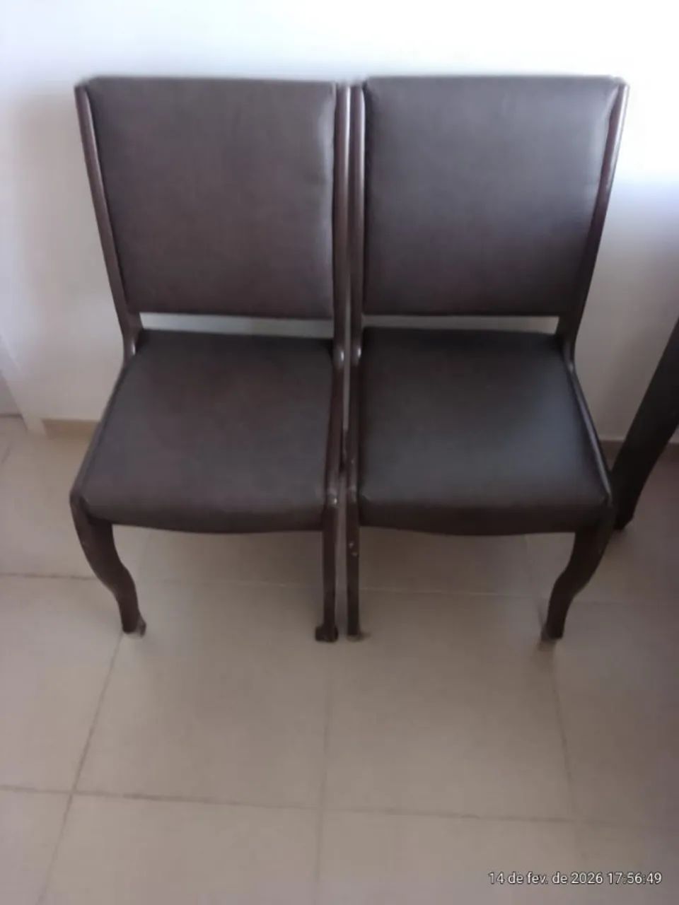 Mesa  de madeira  - Foto 4