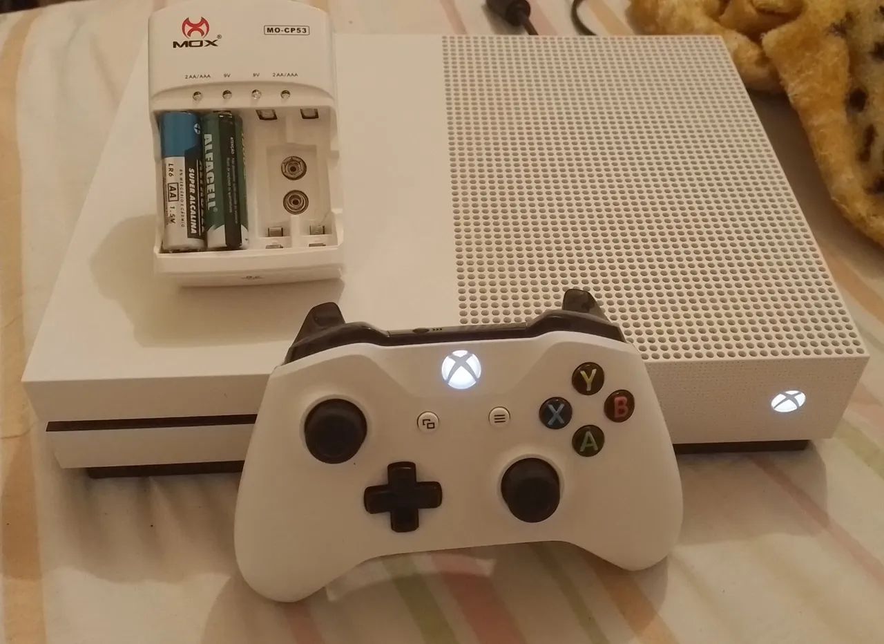 XBOX ONE S