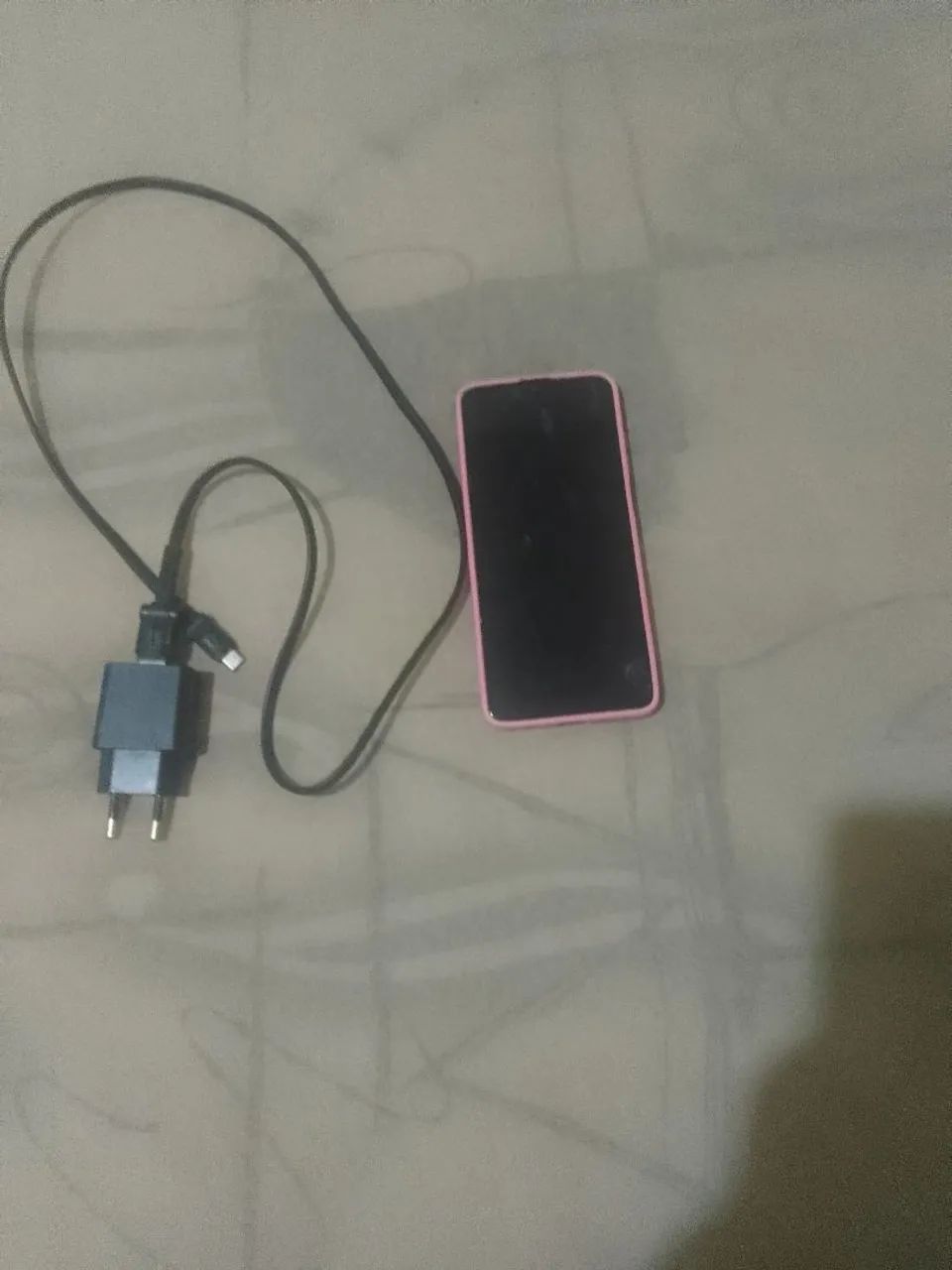 Celular com defeito 