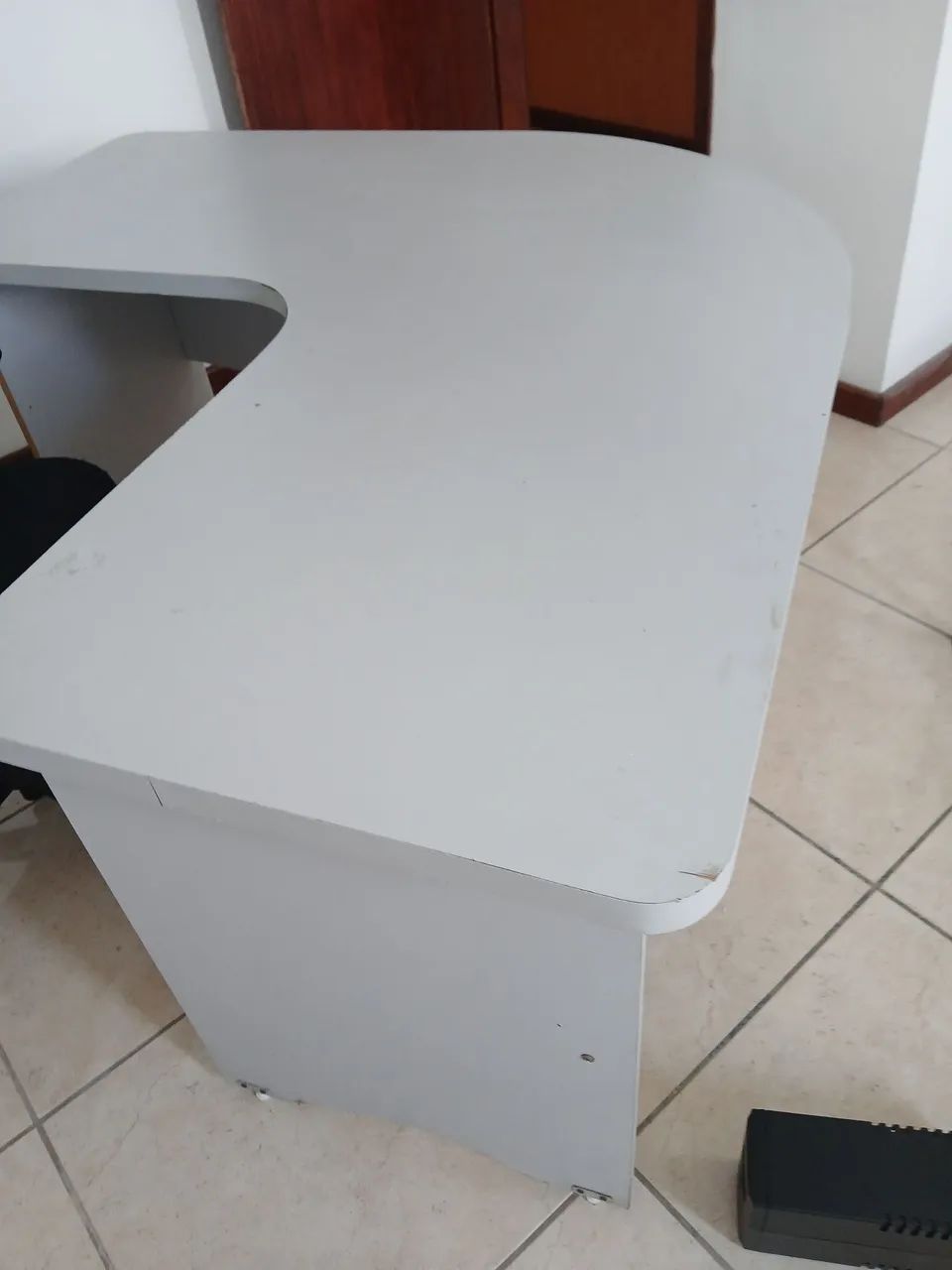 Mesa de escritório em L - Foto 2
