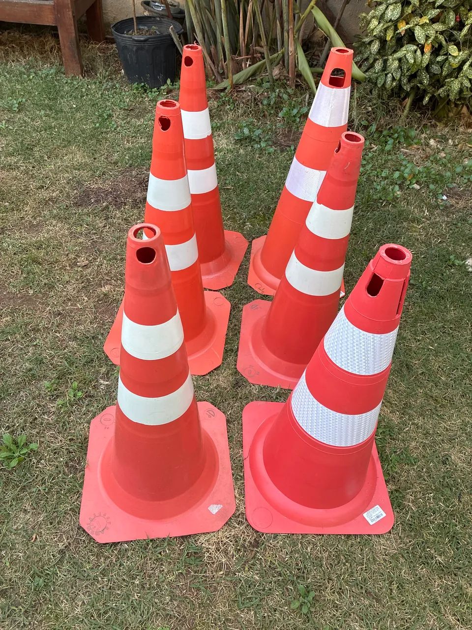 Cone laranja de segurança viária 