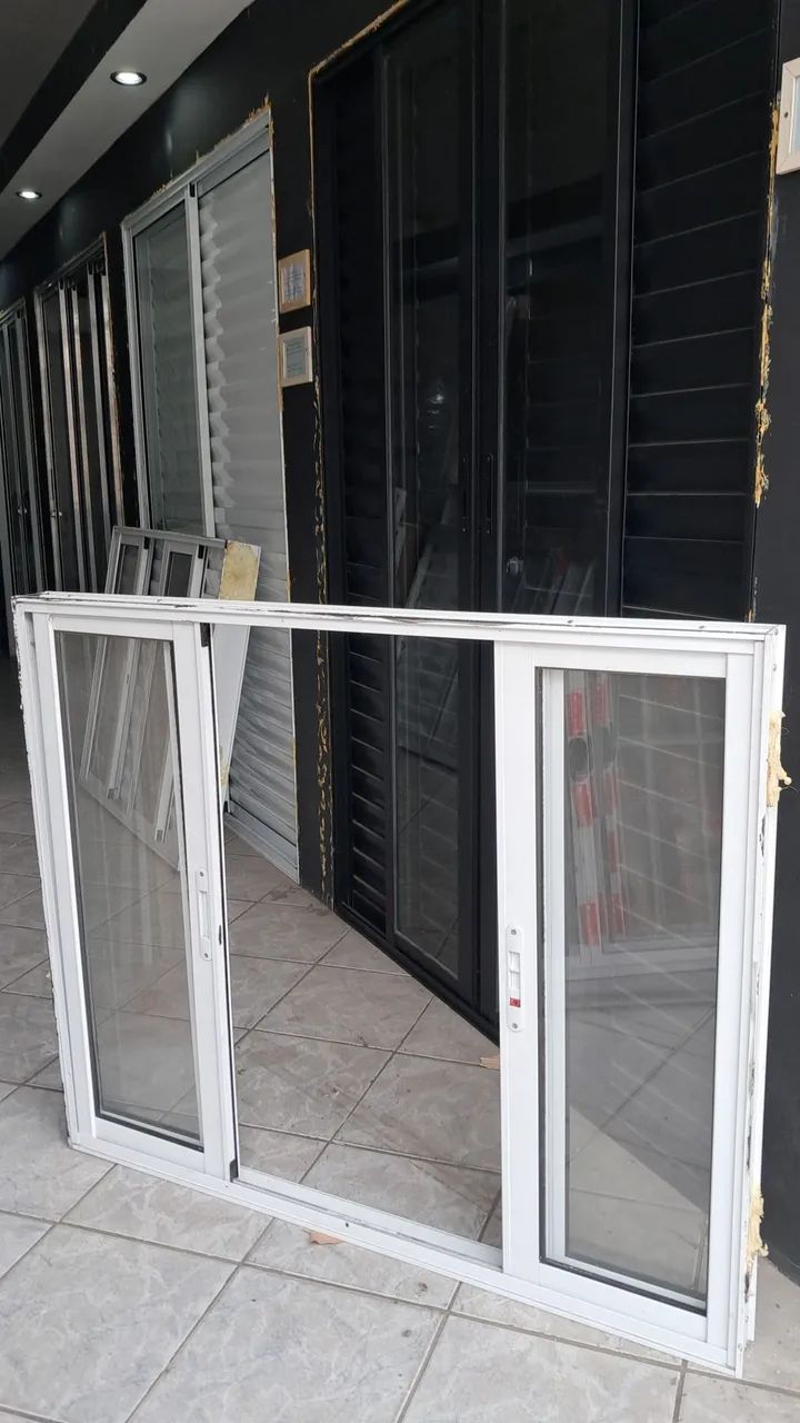 Janela de alumínio 100x120mt perfil 25