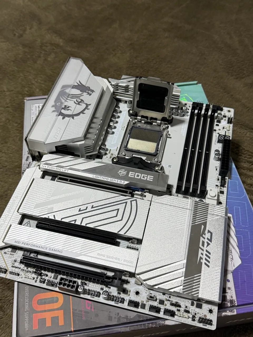 Placa Mãe MSI X870e Edge TI Wi-Fi - Am5 (Usada) - Foto 4