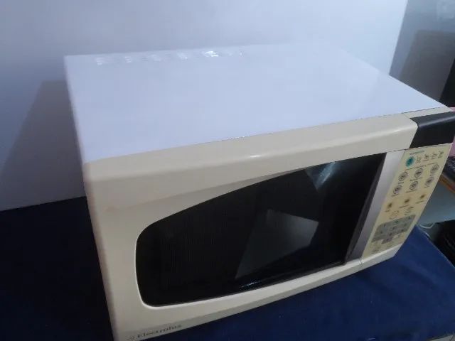 microondas Electrolux 20L - Foto 2