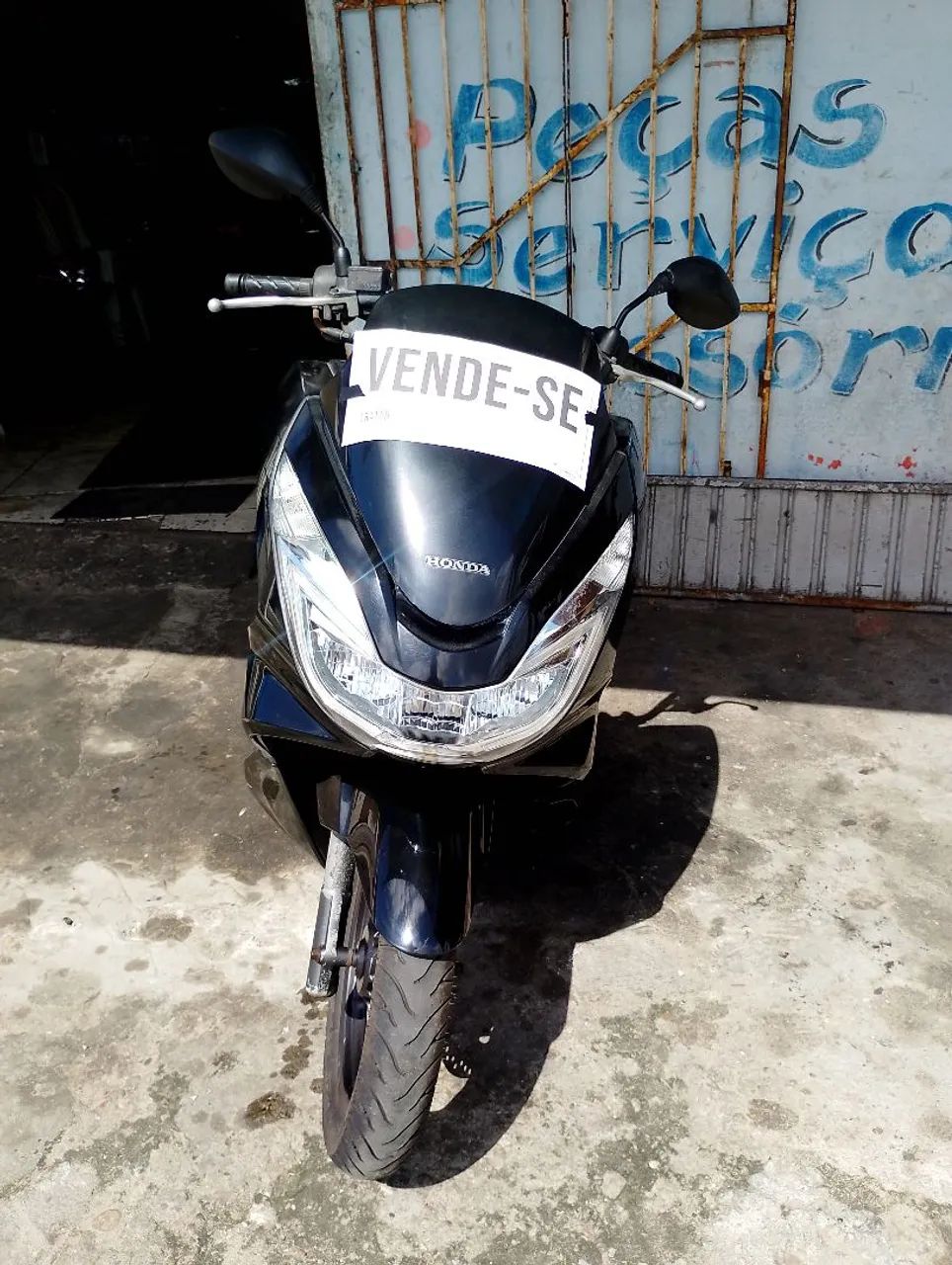 Vende-se essa PCX  - Foto 2