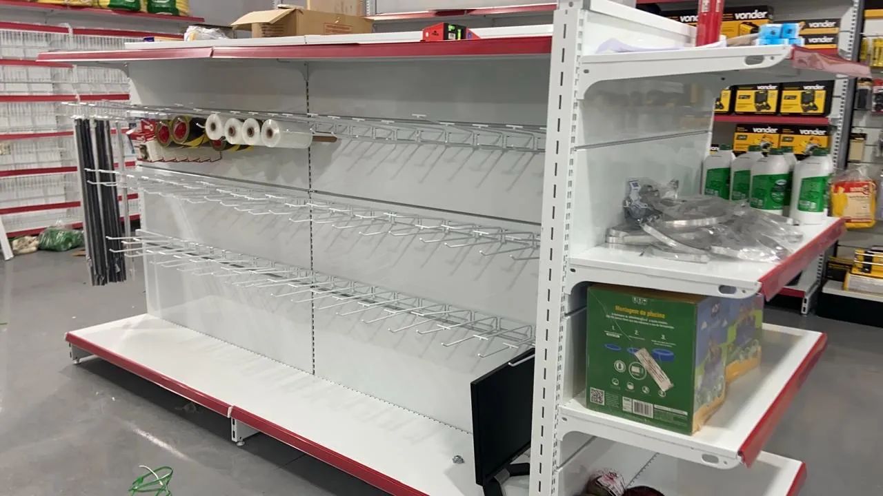 Gôndolas para Loja  - Foto 4