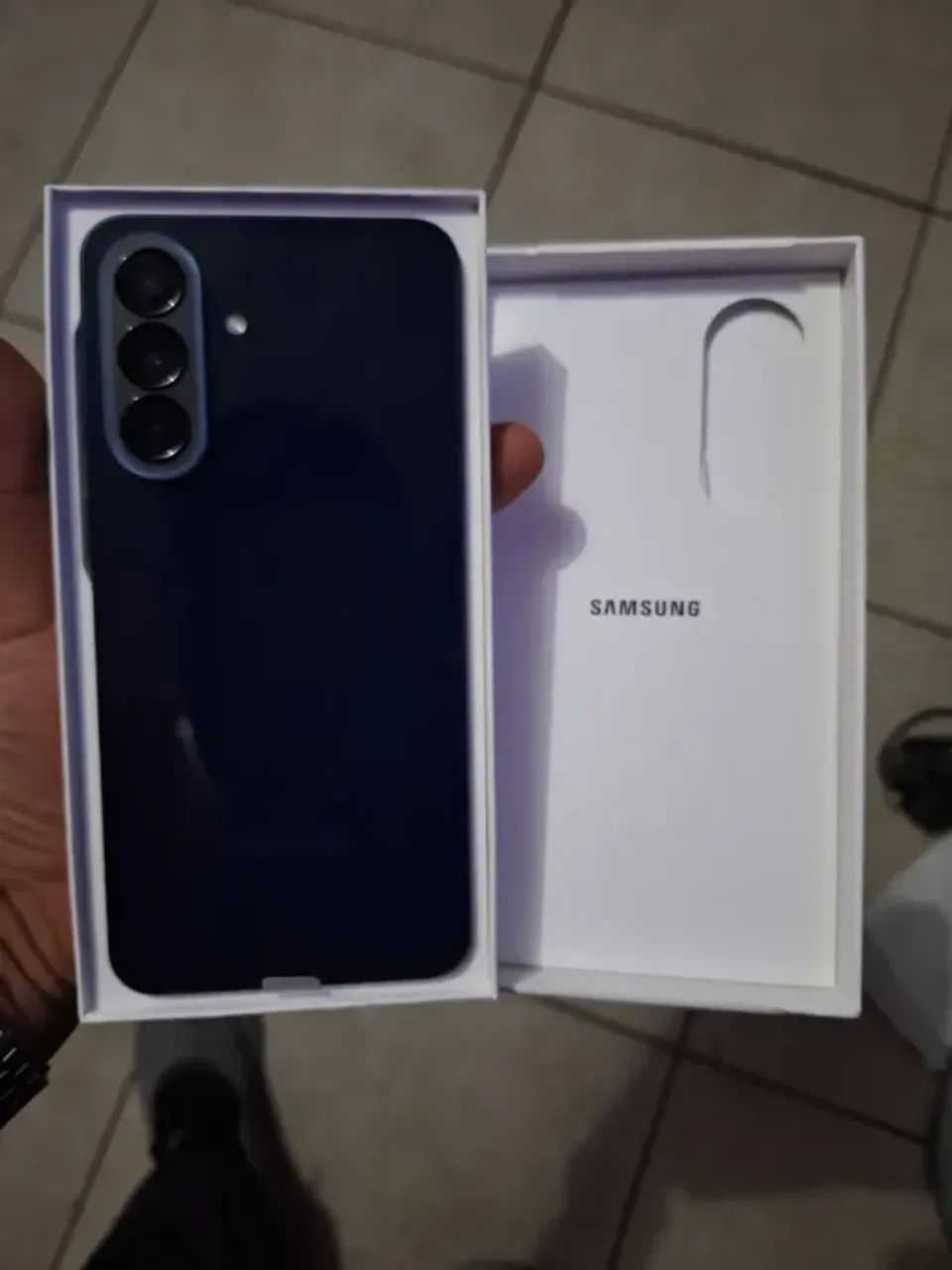 Samsung Galaxy A57  - Foto 3