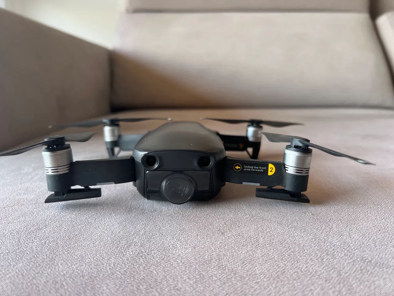 DRONE DJI SUPER OPORTUNIDADE. NÃO VENDO SÓ BATERIA OU PEÇAS 