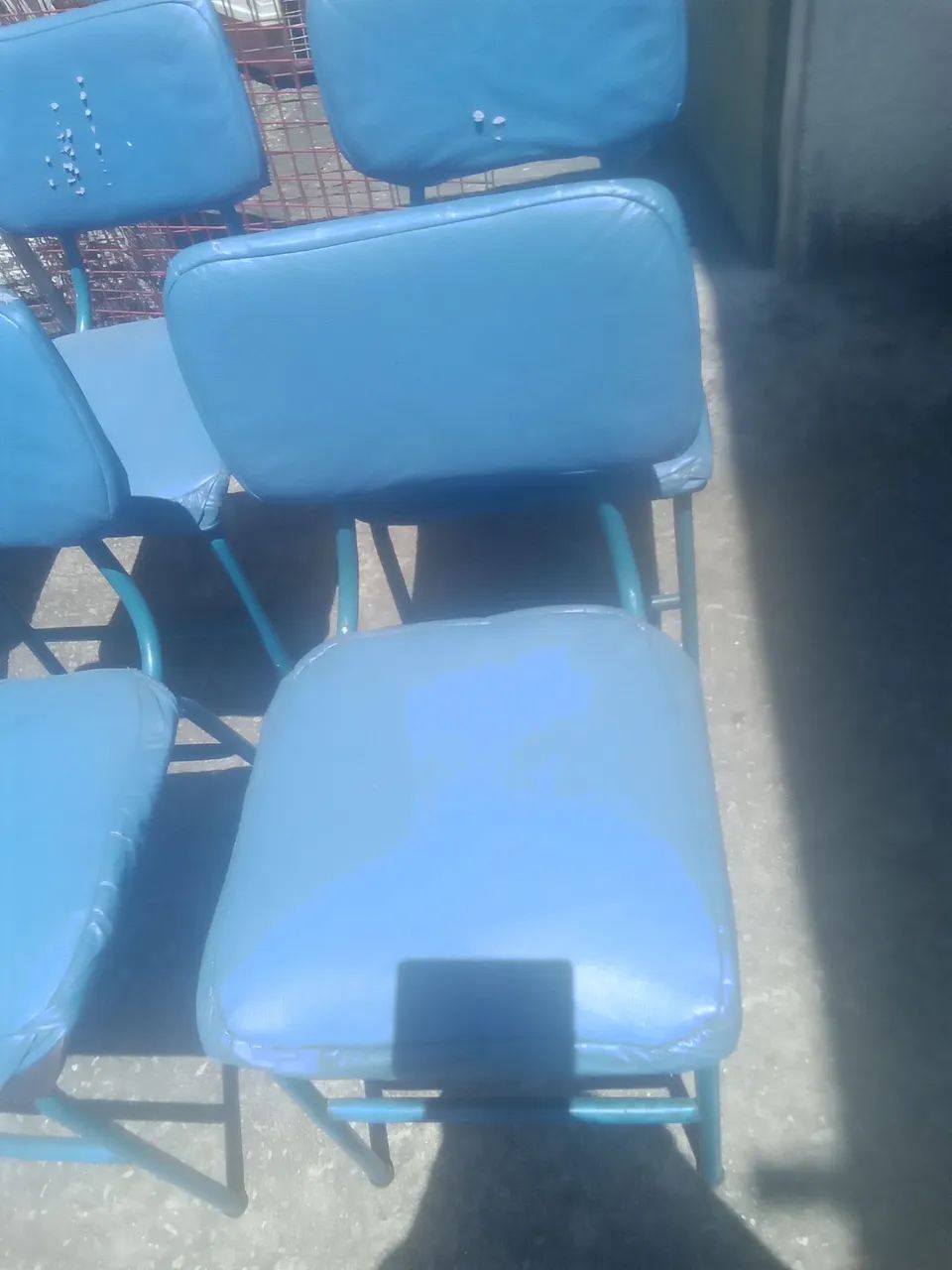 Vendo  7 cadeiras de  ferro  - Foto 3